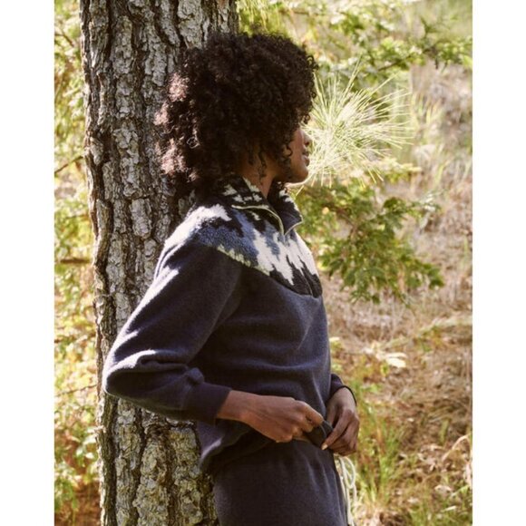 💕THE GREAT💕 The Fleece Half Zip Pullover ~ Navy Canyon Geo 1 NWT - Picture 2 of 16